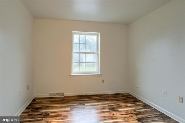 1690 LAKESIDE DR, Middletown, PA 17057