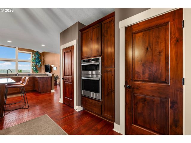 2339 N 6TH St, Washougal, WA 98671
