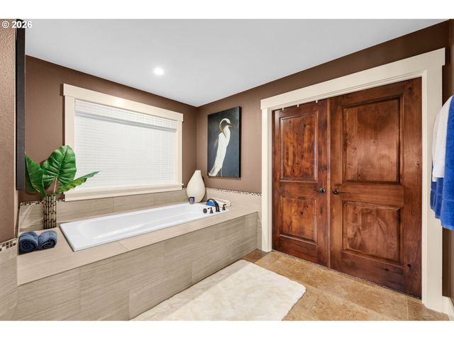 2339 N 6TH St, Washougal, WA 98671
