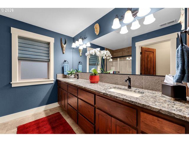 2339 N 6TH St, Washougal, WA 98671