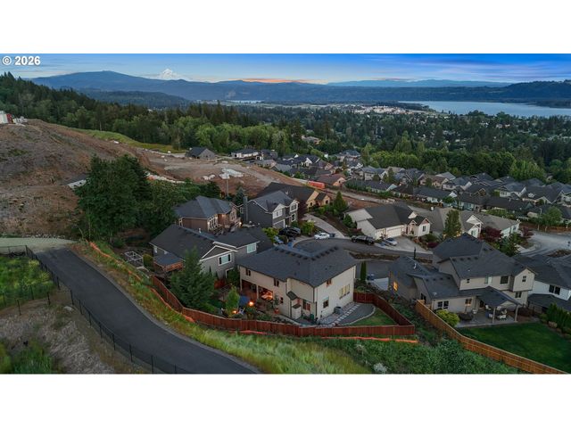 2339 N 6TH St, Washougal, WA 98671