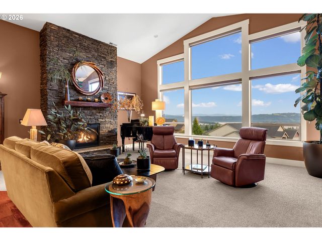 2339 N 6TH St, Washougal, WA 98671