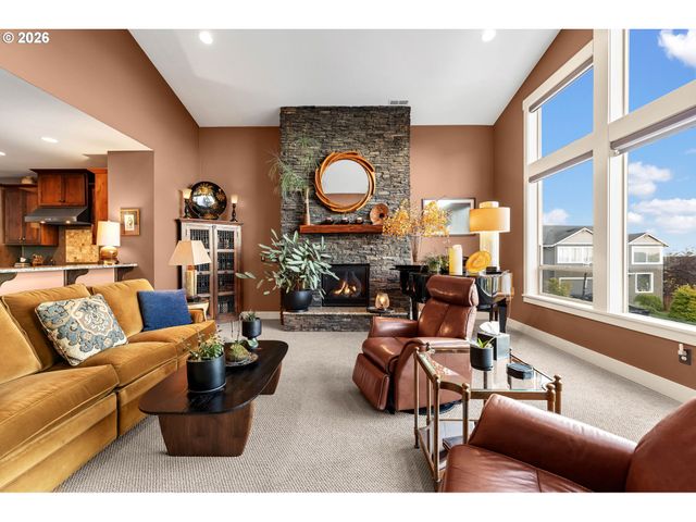 2339 N 6TH St, Washougal, WA 98671