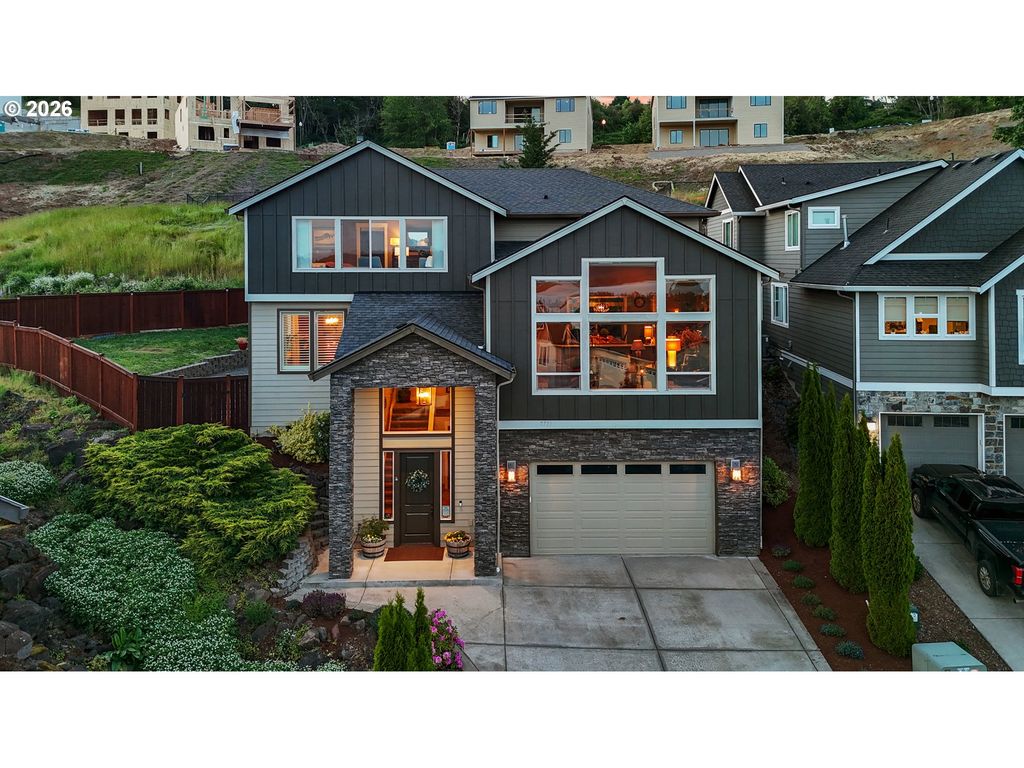 2339 N 6TH St, Washougal, WA 98671