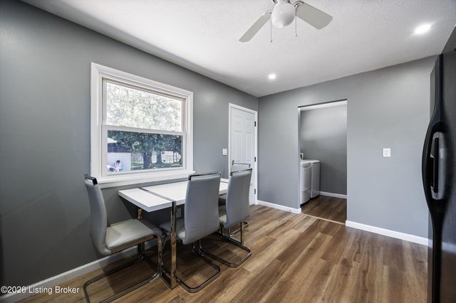 2403 Marguerite Dr, Louisville, KY 40216