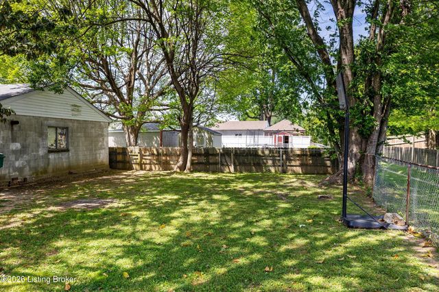 2403 Marguerite Dr, Louisville, KY 40216