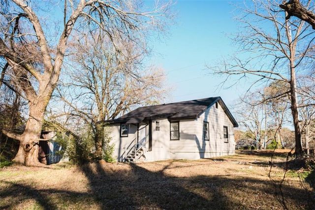 1313 S Hairston S Road, Stone Mountain, GA 30088