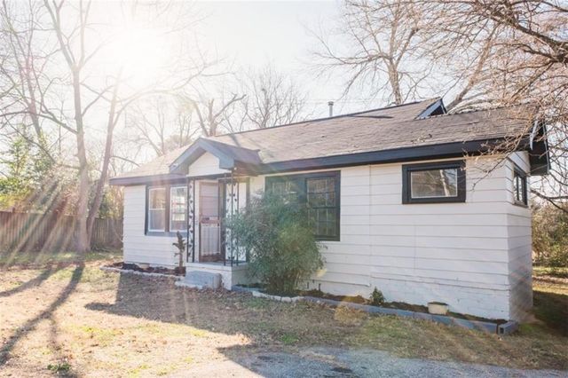 1313 S Hairston S Road, Stone Mountain, GA 30088