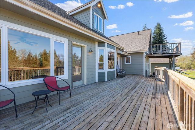 3404 Meadow Wood Lane, Ferndale, WA 98248
