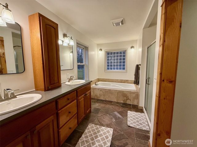3404 Meadow Wood Lane, Ferndale, WA 98248
