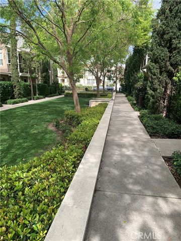 48 Bijou, Irvine, CA 92618