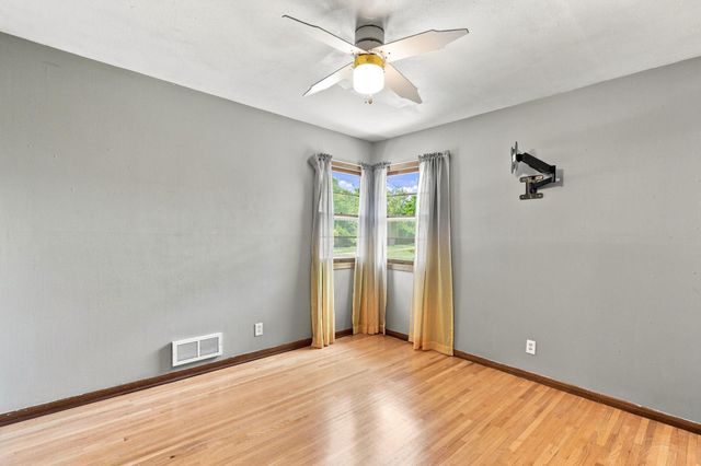 5355 Northport Drive, Brooklyn Center, MN 55429