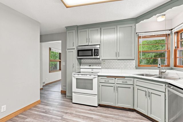 5355 Northport Drive, Brooklyn Center, MN 55429