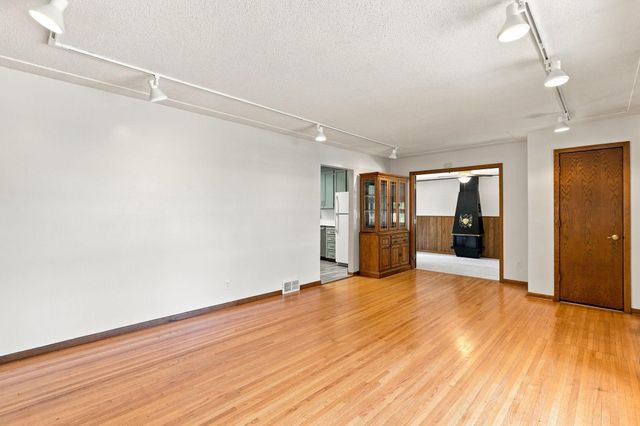 5355 Northport Drive, Brooklyn Center, MN 55429