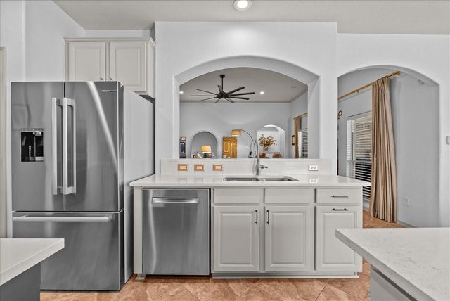 1731 Round Rock Street, Friendswood, TX 77546