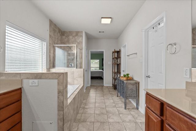 1731 Round Rock Street, Friendswood, TX 77546