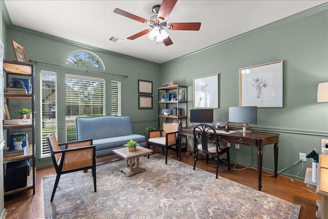 1731 Round Rock Street, Friendswood, TX 77546