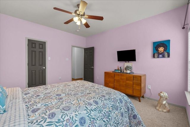 1731 Round Rock Street, Friendswood, TX 77546
