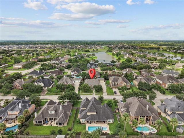 1731 Round Rock Street, Friendswood, TX 77546