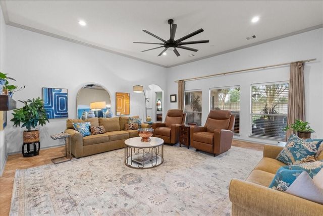 1731 Round Rock Street, Friendswood, TX 77546