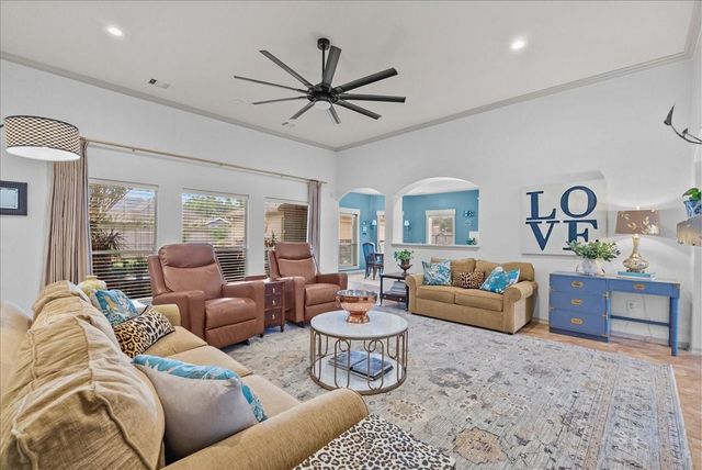 1731 Round Rock Street, Friendswood, TX 77546