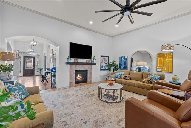 1731 Round Rock Street, Friendswood, TX 77546