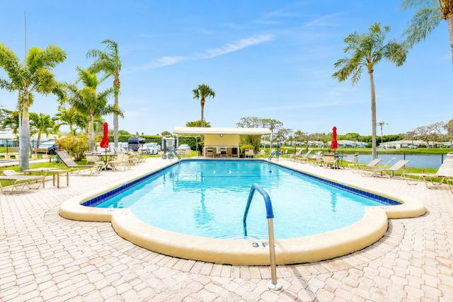 512 High Point Drive, Delray Beach, FL 33445