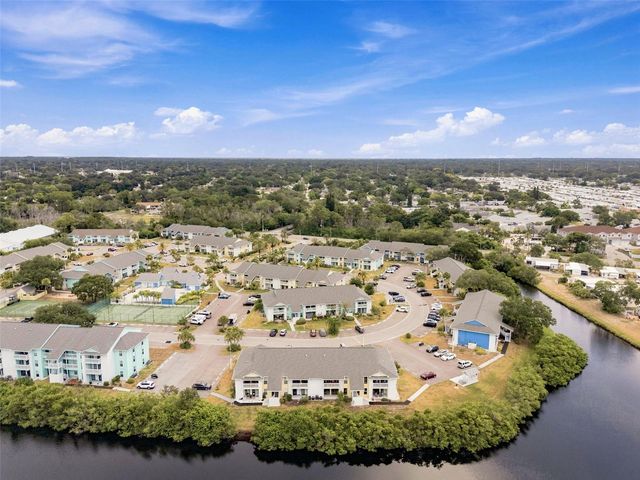 455 ALT 19 S 216, Palm Harbor, FL 34683