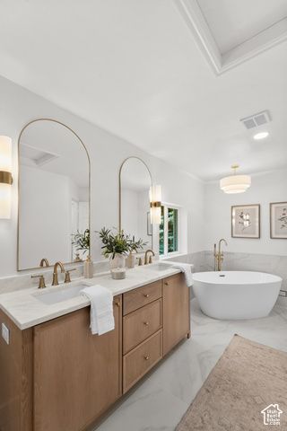 10354 N HIDDEN OAK DR, Highland, UT 84003