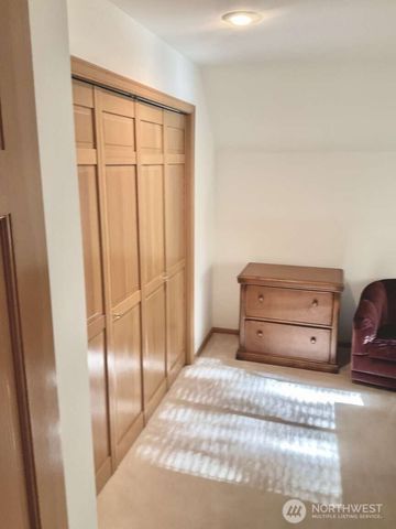 5634 167th Place SE, Bellevue, WA 98006