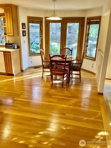 5634 167th Place SE, Bellevue, WA 98006