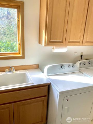 5634 167th Place SE, Bellevue, WA 98006