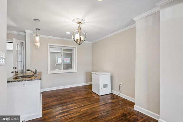 8022 WALLACE, Baltimore, MD 21222