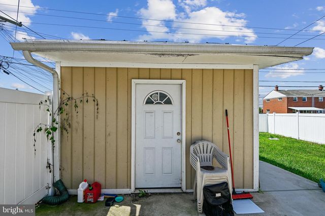 8022 WALLACE, Baltimore, MD 21222