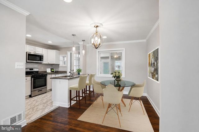 8022 WALLACE, Baltimore, MD 21222