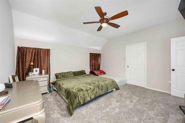 414 Welford Lane, Highlands, TX 77562