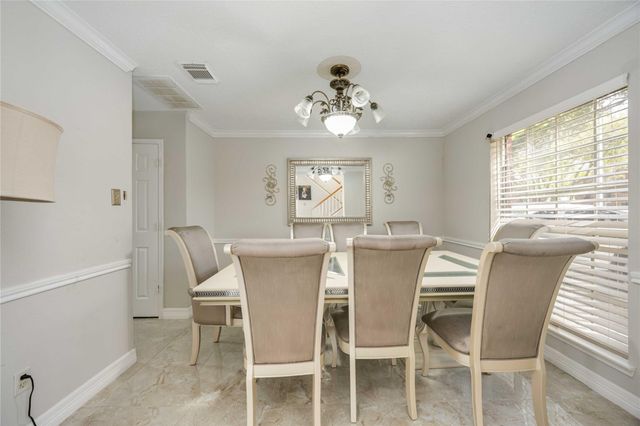 414 Welford Lane, Highlands, TX 77562