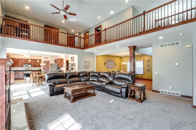 8493 Deacon Avenue NW, North Canton, OH 44720