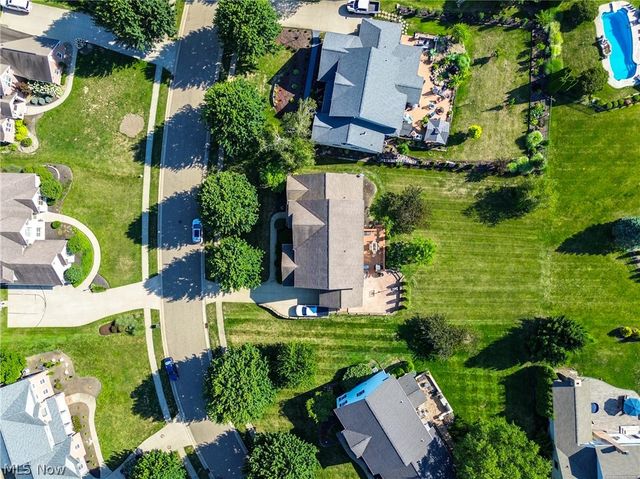 8493 Deacon Avenue NW, North Canton, OH 44720