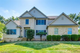 8493 Deacon Avenue NW, North Canton, OH 44720