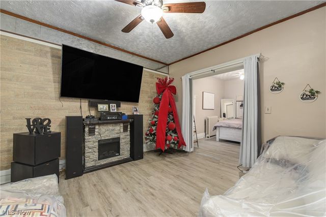 15301 Daniel Avenue, Cleveland, OH 44110