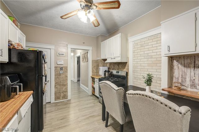 15301 Daniel Avenue, Cleveland, OH 44110