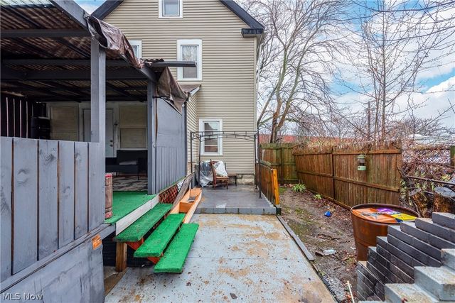 15301 Daniel Avenue, Cleveland, OH 44110