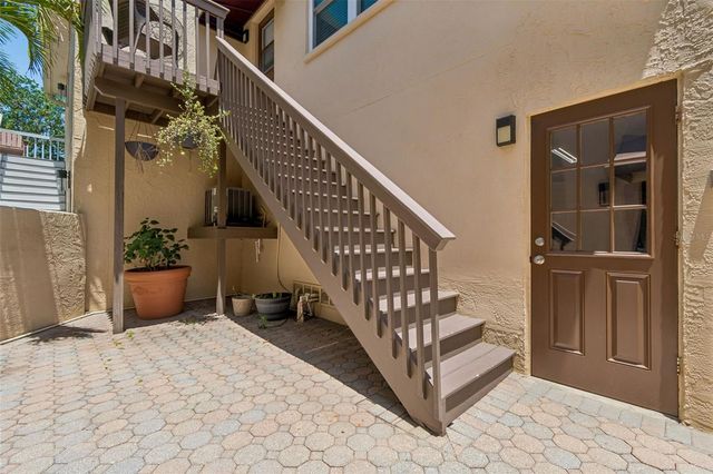 487 PINELLAS BAYWAY S 207, St Petersburg, FL 33715