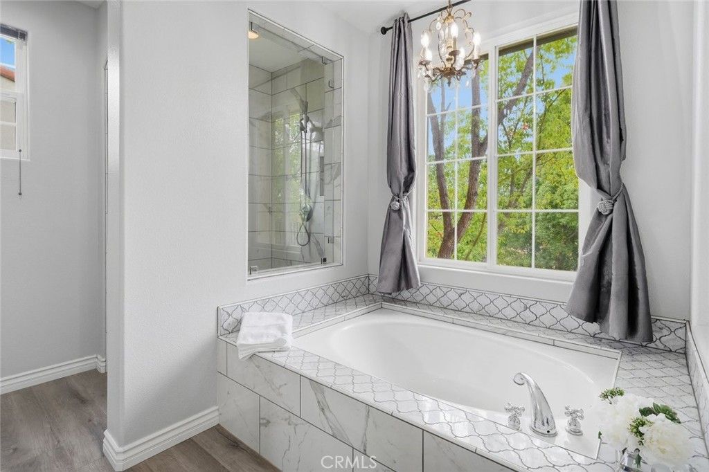 Image 42 of property listing at 26911 Beverly Glen Court, Valencia, CA 91355