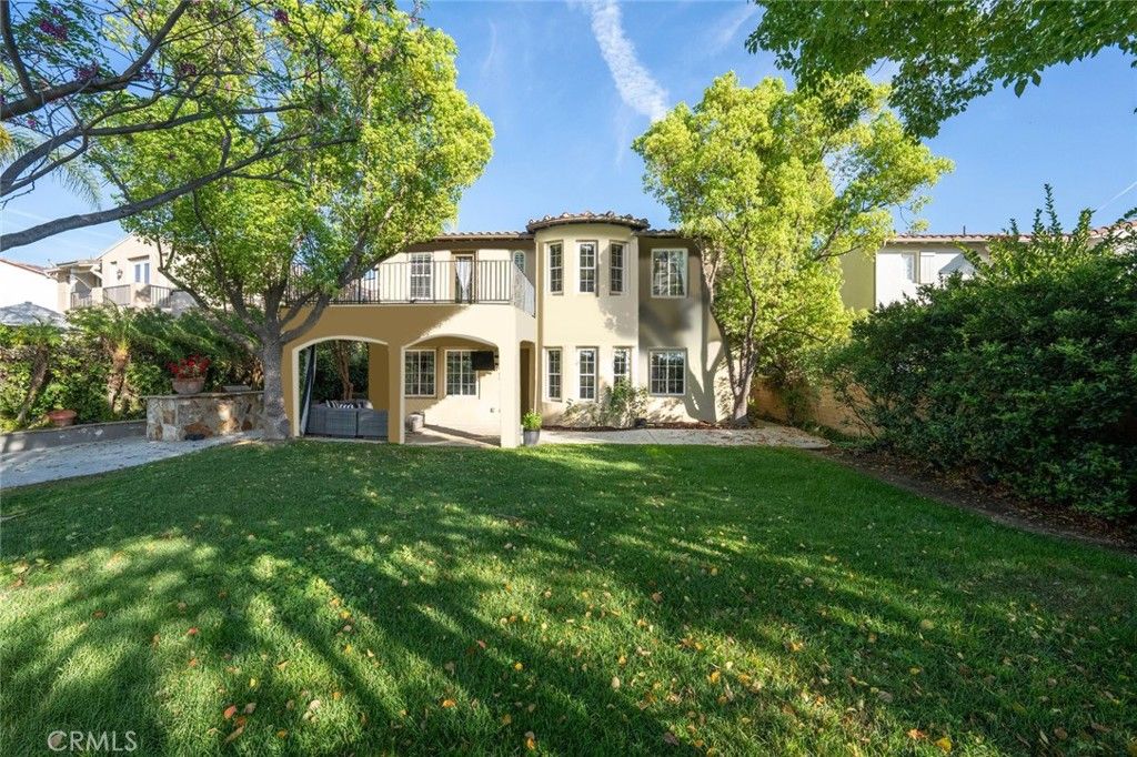 Image 57 of property listing at 26911 Beverly Glen Court, Valencia, CA 91355