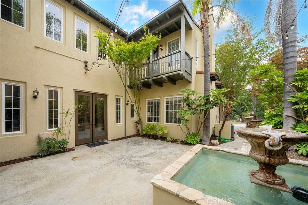 Image 62 of property listing at 26911 Beverly Glen Court, Valencia, CA 91355