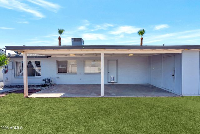 3904 E SAHUARO Drive, Phoenix, AZ 85028