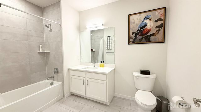 542 Lorhan Drive, Piscataway, NJ 08854