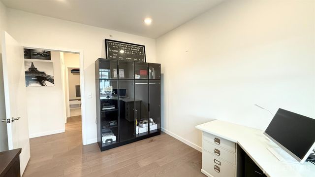 542 Lorhan Drive, Piscataway, NJ 08854